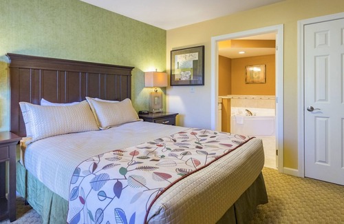 Williamstown Resort | 1 Bd - Vacation Village in the Berkshires