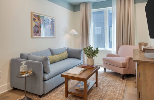 12 South Condo | 1 BDR Suite at The Gilmore Hotel by AvantStay