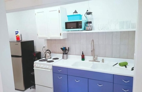 Hot Springs Apartment | 1 bdrm upstairs unit near downtown w/free