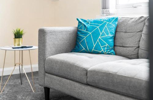 West Bromwich Apartment | 1 Bed Apartment - West Bromwich - On Street Parking - WBC