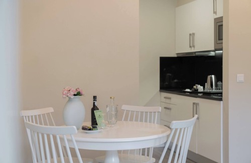 Monte Apartment | 1-bed Garden Apt 1 in character Babosas Village