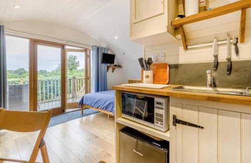 Llangammarch Wells Cabin | 1 Bed in Garth oc-h32701