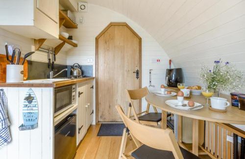 Llangammarch Wells Cabin | 1 Bed in Garth oc-h32701