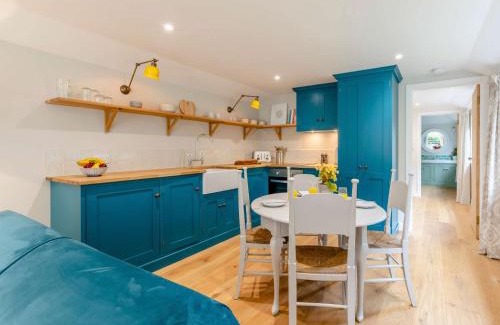 Blackford House | 1 Bed in Sherborne 83499
