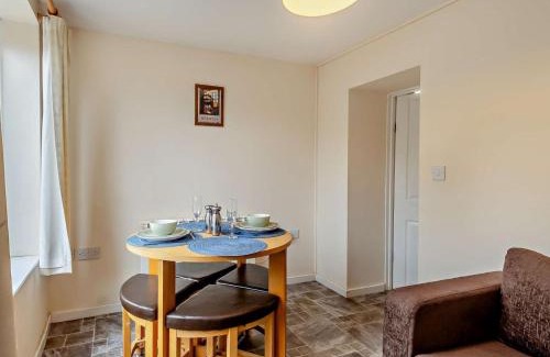 Wymondham House | 1 Bed in Wymondham 43278