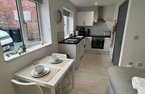 Hereford Apartment | 1 bed studio flat in Hereford