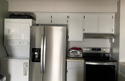 Ocean Isle Beach Condo | 1 Bedroom 1 Bath 3rd Floor Condo @ Dockside Landing. Close walk to the beach!