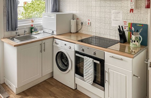 Hilton of Cadboll Cottage | 1 bedroom accommodation in Hilton near Tain