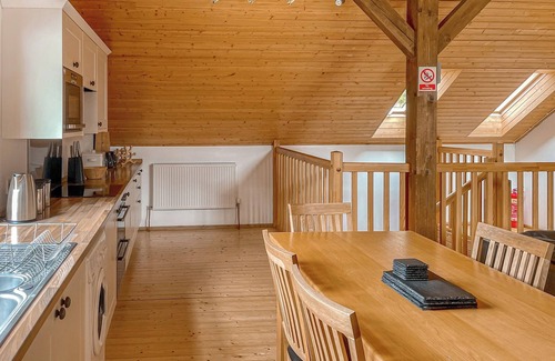 Clova Ski Chalet | 1 bedroom accommodation in Nr Kirriemuir