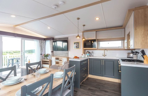 Holywell House | 1 bedroom accommodation in Holywell Bay