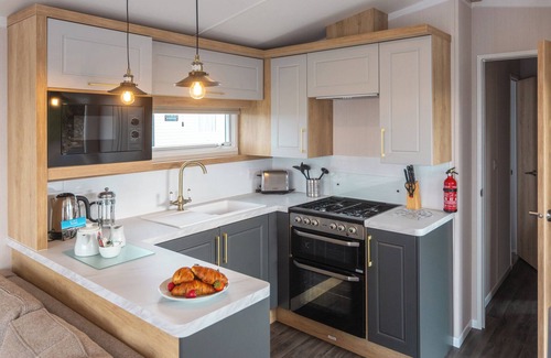 Holywell House | 1 bedroom accommodation in Holywell Bay