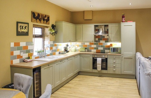 Kirk Sandall Cottage | 1 bedroom accommodation in Hatfield Woodhouse, Nr. Doncaster