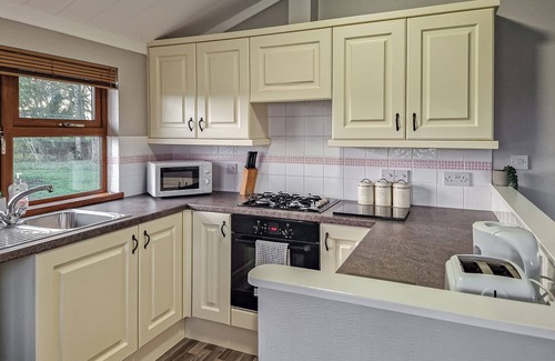 Blairgowrie Ski Chalet | 1 bedroom accommodation in Alyth, Perthshire