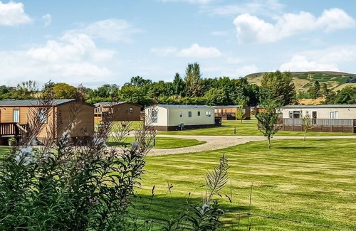 Blairgowrie Ski Chalet | 1 bedroom accommodation in Alyth, Perthshire