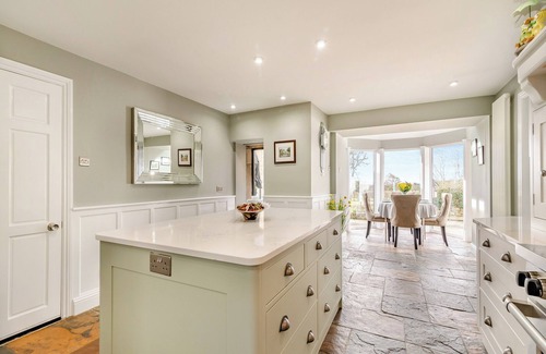 Hurst Green Cottage | 1 bedroom accommodation in Hurst Green