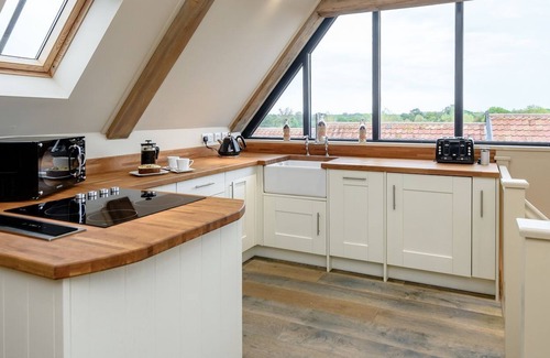 Halesworth Cottage | 1 bedroom accommodation in Heveningham, near Halesworth