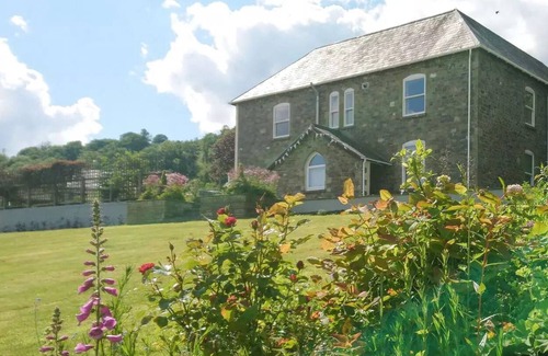Llanfynydd Cottage | 1 bedroom accommodation in Llanfynydd
