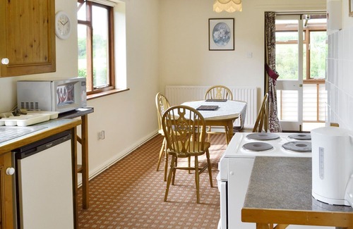 Compton Abbas Cottage | 1 bedroom accommodation in Compton Abbas, near Shaftesbury