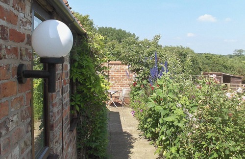 Low Catton Cottage | 1 bedroom accommodation in Buttercrambe, near York