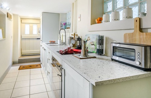 Colkirk Cottage | 1 bedroom accommodation in Colkirk, near Fakenham