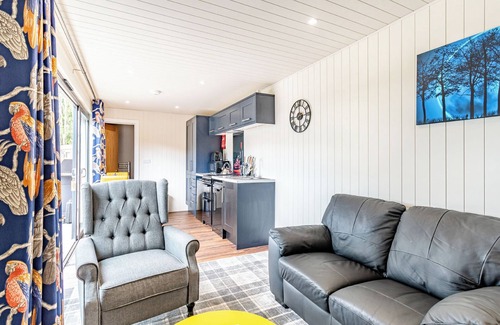 Storwood Ski Chalet | 1 bedroom accommodation in Aughton