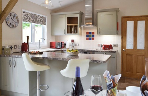 Cowbeech Cottage | 1 bedroom accommodation in Cowbeech, near Hailsham