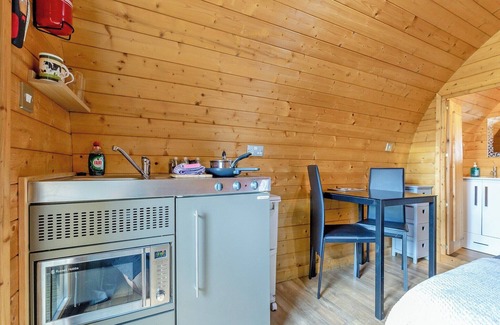 Longnor Cabin | 1 bedroom accommodation in Longnor, Nr. Buxton