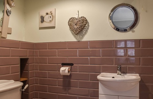 Bishops Lydeard Cottage | 1 bedroom accommodation in Bishops Lydeard, near Taunton and The Quantocks