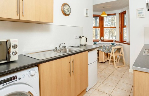 Ardgay Cottage | 1 bedroom accommodation in Ardgay, near Lairg