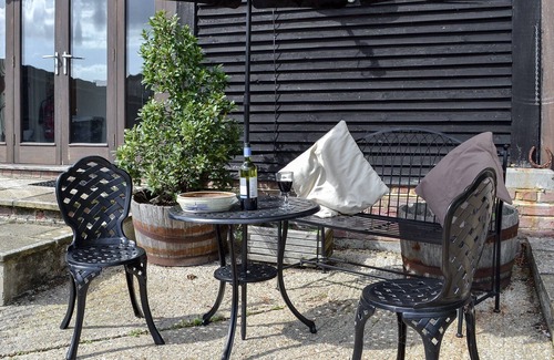 Battle Cottage | 1 bedroom accommodation in Netherfield, near Battle