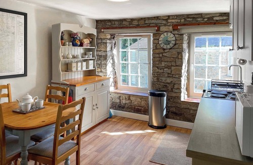 Leyburn Cottage | 1 bedroom accommodation in West Burton, near Leyburn