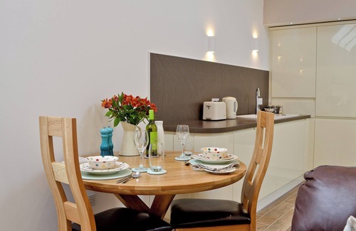 Insch Cottage | 1 bedroom accommodation in Oyne, near Inverurie