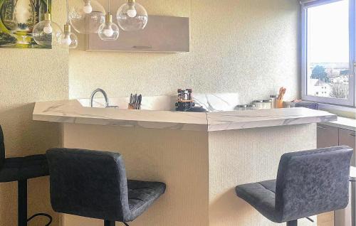 Belle-Beille Apartment | 1 Bedroom Amazing Apartment In Angers