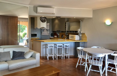 Theoule-Superieur Apartment | 1 bedroom apartment with magnificent sea view, beach on foot