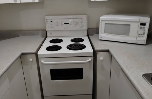 Durham Region Apartment | 1 BEDROOM apartment bright and peaceful, for a pleasant stay.