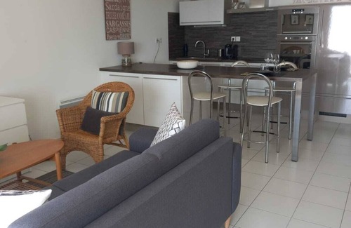 Penmarch Apartment | 1 bedroom apartment in penmarc'h