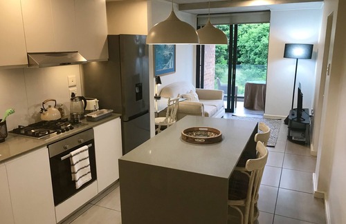 Hillhead Apartment | 1 bedroom apartment in Sibaya