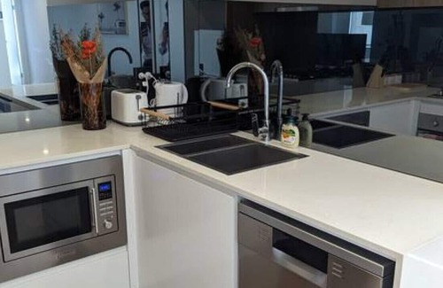 Sydney Apartment | 1 Bedroom Apartment in Heart of Campsie