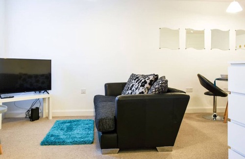 Warwick Apartment | 1 Bedroom Apt Leamington Spa Hosted By Golden Key