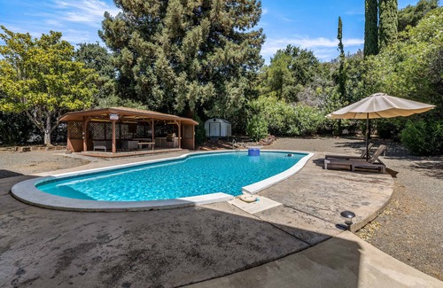 Clear Lake House | 1-Bedroom by the Lake | Pool & Near Wineries
