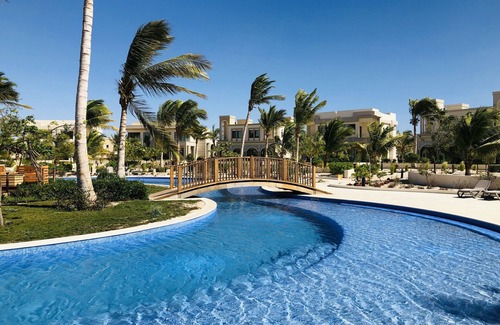 Salalah Apartment | 1-Bedroom in Forest Island + Oceanside View! (Top rated)
