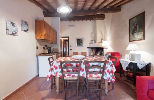 Castelnuovo di Val di Cecina House | 1 Bedroom Apartment
