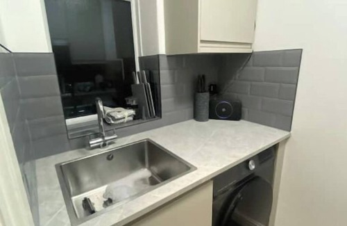 Stockwell Apartment | 1 bedroom modern apartment