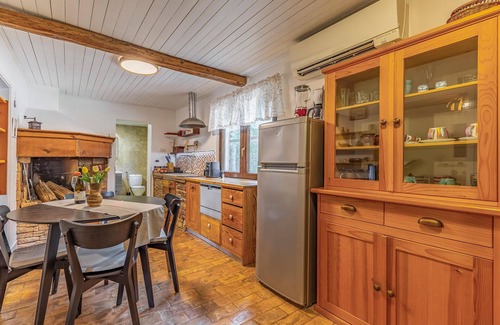 Mali Vareski House | 1 bedroom nice home in Segotici