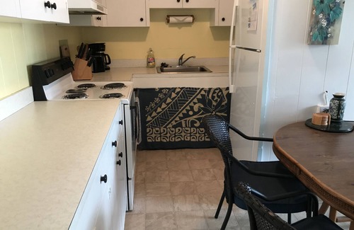 Kuau Condo | 1 Bedroom North shore Maui Kuau Plaza Condo next door to Hookipa Beach