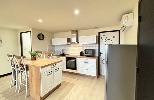 Limoges Apartment | 1 Bedroom Private vacation home in Limoges