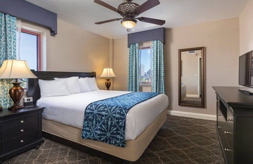 Lower Garden District Resort | 1 bedroom - sleeps 4 for Jazz Fest 2026