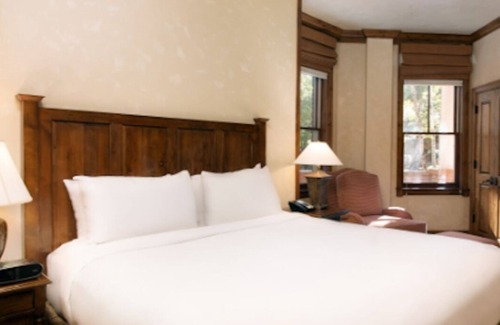 Downtown Resort | 1 BEDROOM SUITE ASPEN MOUNTAIN RESIDENCES, ASPEN CORE