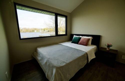 Harwood Apartment | 1-bedroom Townhouse in Harwood #2