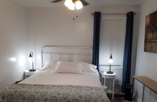 Lakeview Apartment | 1 Bedroom unit with a full kitchen and living room